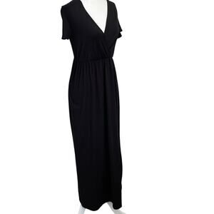 Mother Bee Maternity Black Maxi Dress Size Large – Flowy Stretchy V-Neck Gown